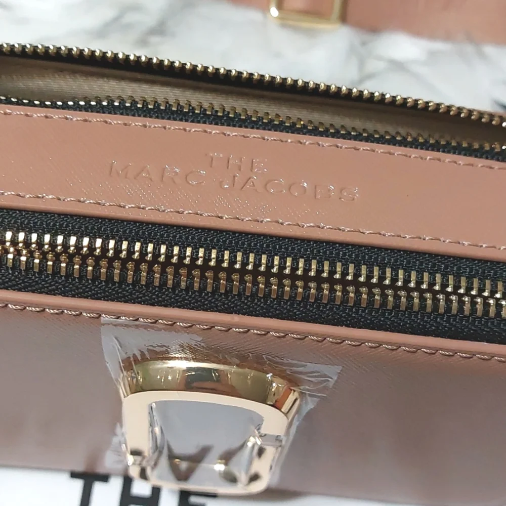 New🍑Marc Jacobs The Snapshot crossbody bag camera bag travel bag - Picture 6 of 16